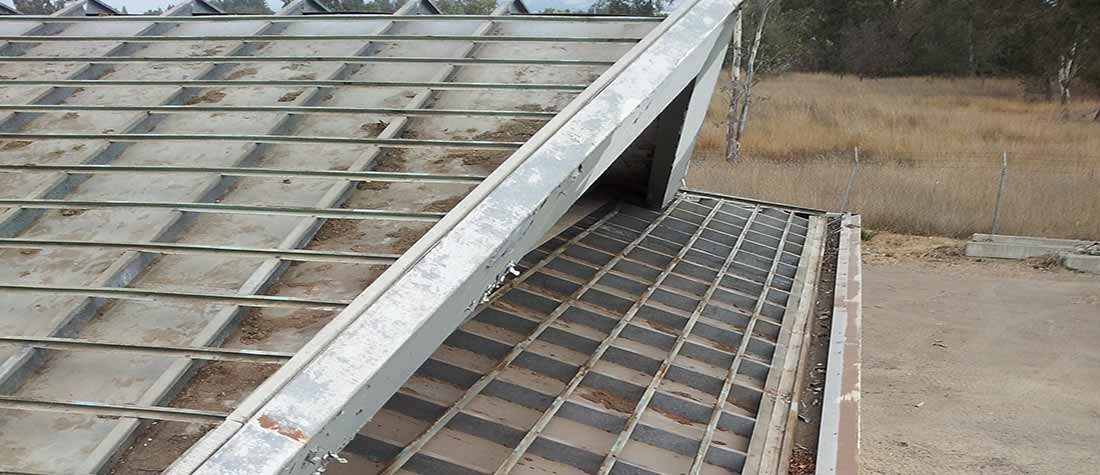 Bazzani Building Company roof construction at Valero Gas Station in Windsor, CA